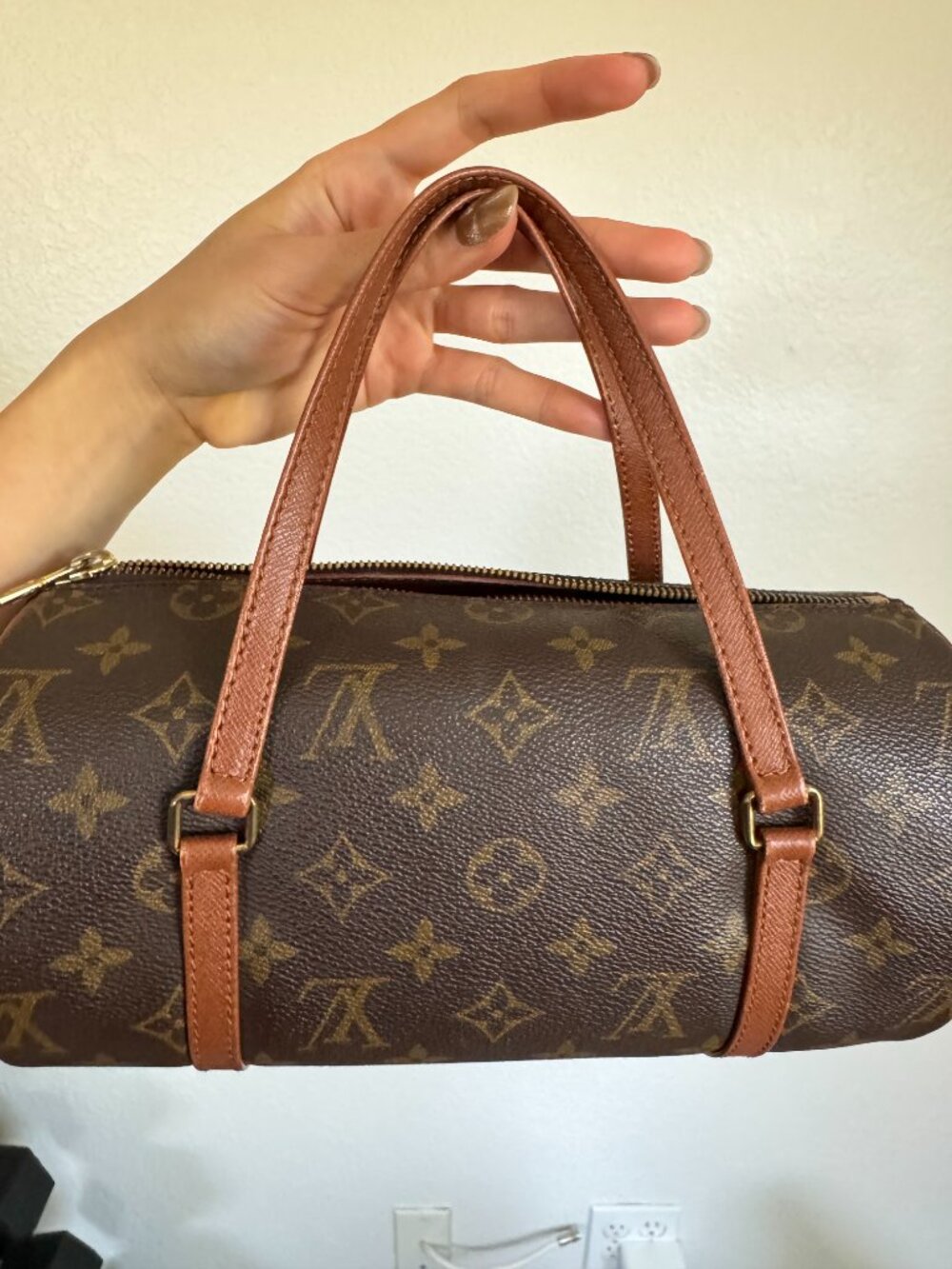 Louis Vuitton Monogram Papillon 26 (Authentic!) - Picture 10 of 10